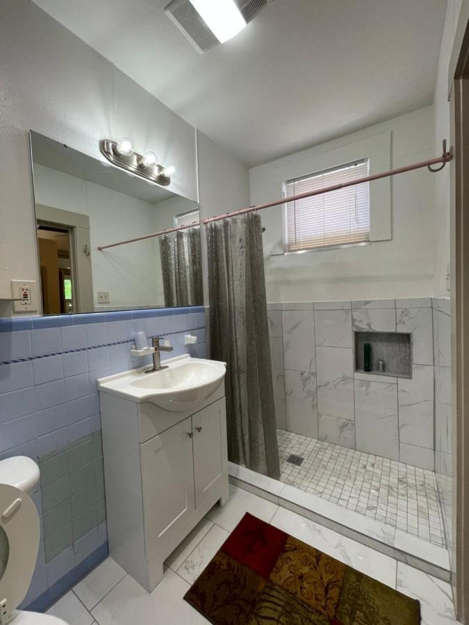Appartamento 1322-#6 Downtown High Ceiling Big Size 1B Unit San Antonio Esterno foto